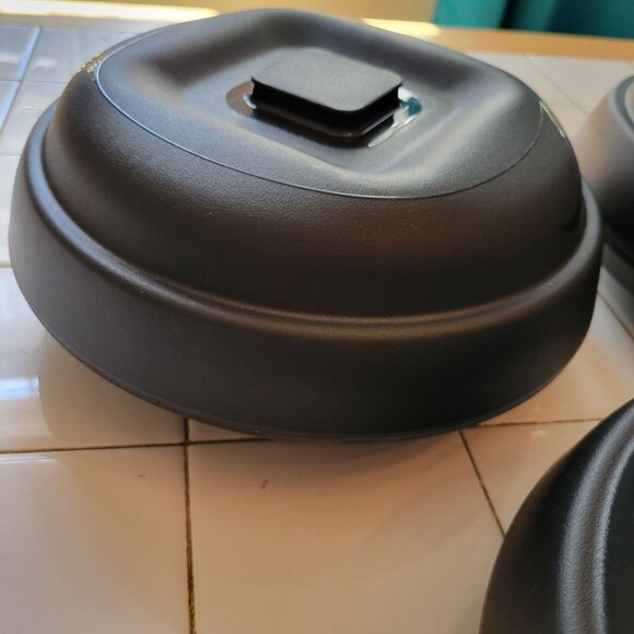 Dinex Warmer Base Home Care Onyx Black Fits 9 in Plate Cover Lid 6 pc Set - Picture 7 of 9